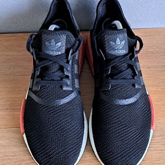 Adidas NMD R1 Men’s 11 Core Black Raw Amber Running Sneakers AQ0882 Shoes - Picture 4 of 12